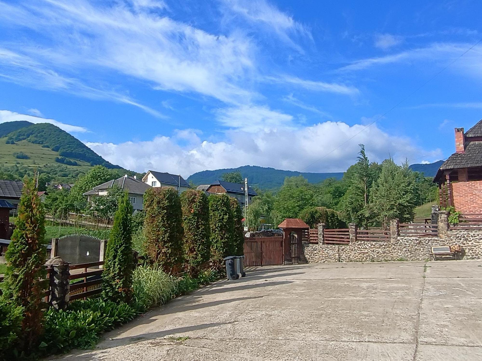 Pensiunea In Poiana Glod  Exterior photo