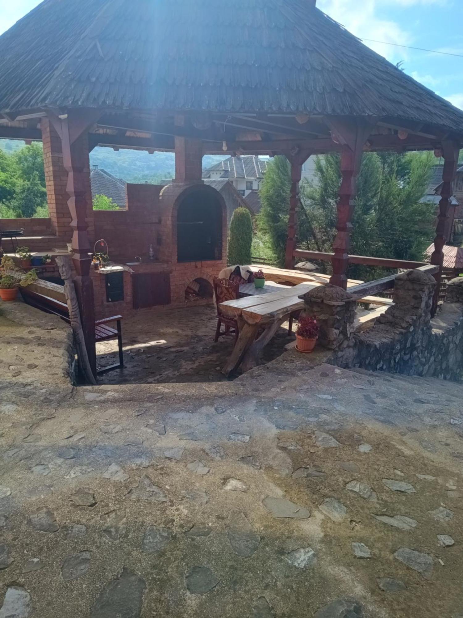 Pensiunea In Poiana Glod  Exterior photo