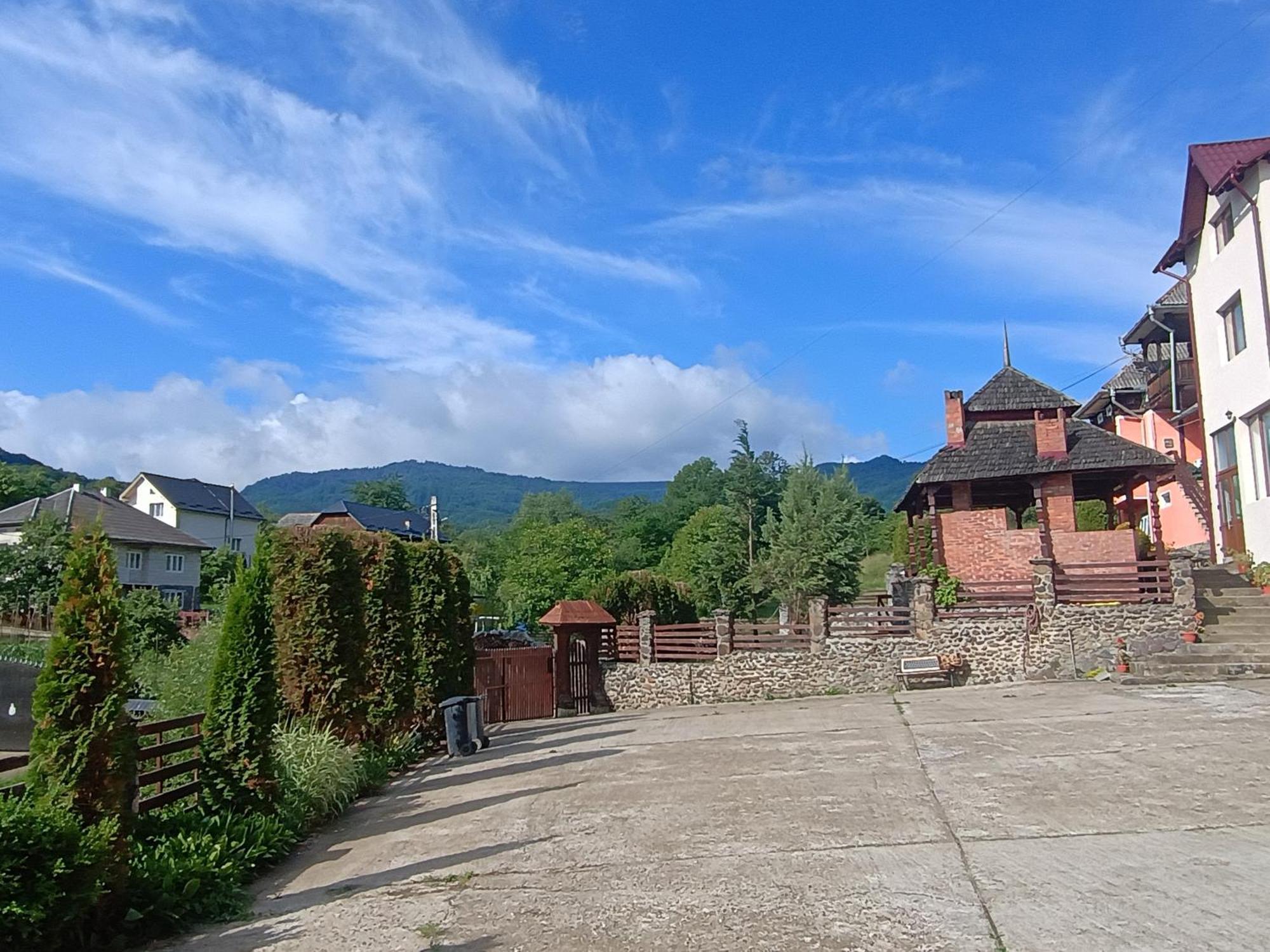 Pensiunea In Poiana Glod  Exterior photo